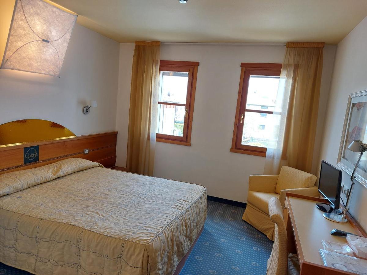 Hotel Ristorante La Casona Feltre Kültér fotó