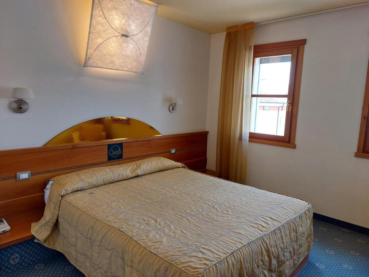 Hotel Ristorante La Casona Feltre Kültér fotó