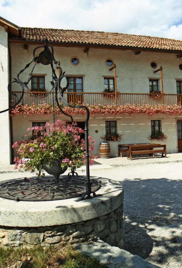 Hotel Ristorante La Casona Feltre Kültér fotó