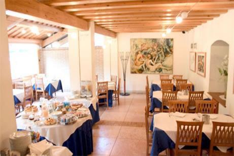 Hotel Ristorante La Casona Feltre Kültér fotó