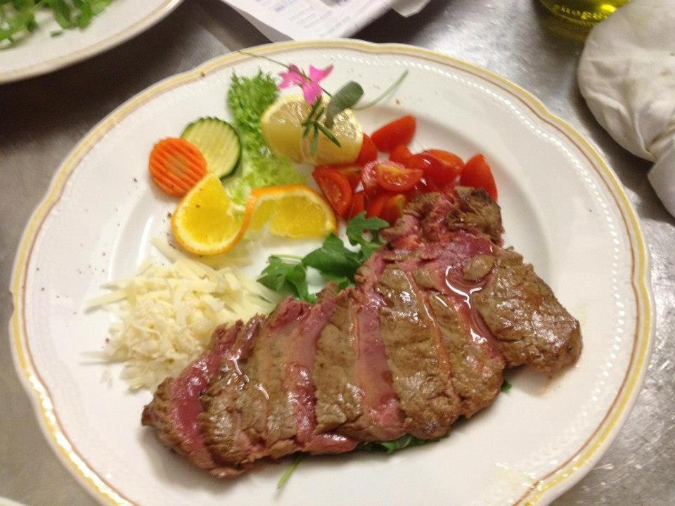 Hotel Ristorante La Casona Feltre Kültér fotó
